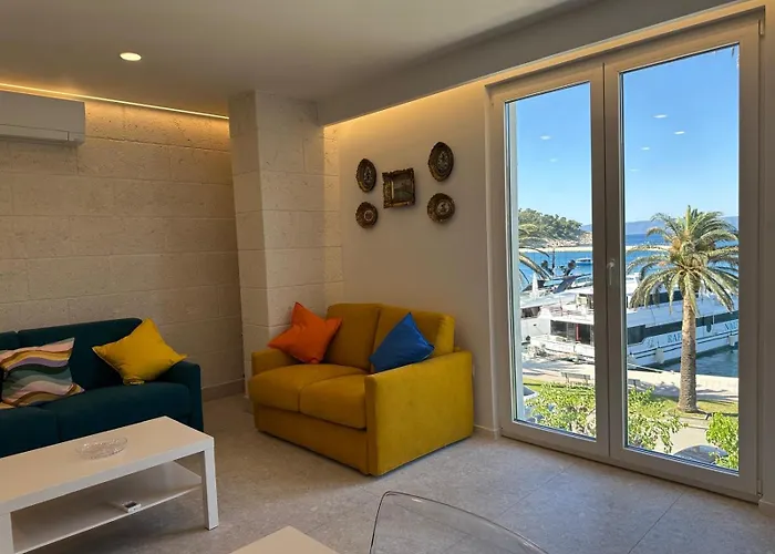 Palma Gena * Makarska